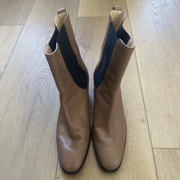 Tod's Leather Ankle Boots in Beige - Picture 4 of 9